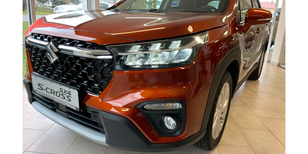 Suzuki (SX4) S-Cross 10.950 km 28.990 &euro; Dippoldiswalde 01744