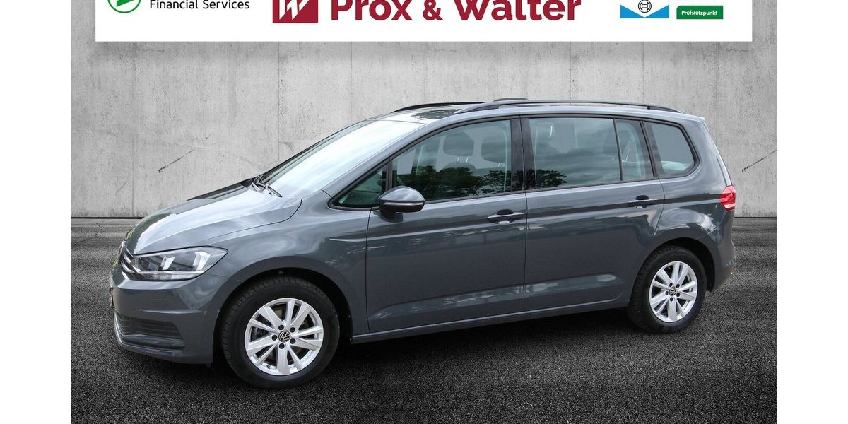 VW Touran TSI Comfortline 7-SITZ+NAVI+STANDHEIZUNG 16.192 km 30.700 &euro; Hagenow 19230