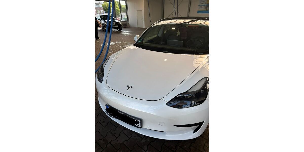 Tesla Model 3 107.000 km 21.200 &euro; Bremen 28779