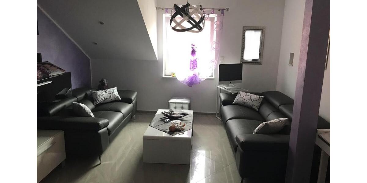 Dachgeschoßwohnung Ludwigshafen am Rhein Ludwigshafen-Hemshof - 3 Zimmer, 95 m&sup2;, 1.140&euro; | Angebot:25994780