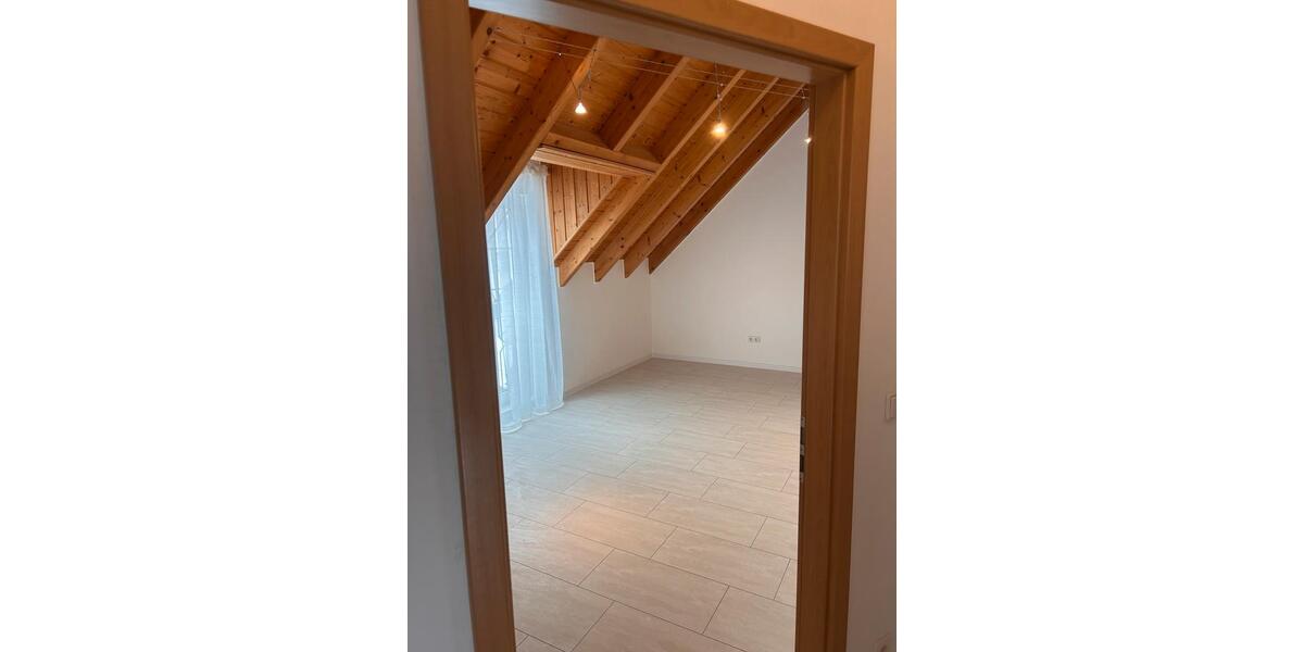 Doppelhaushälfte Ansbach - 3.5 Zimmer, 82 m&sup2;, 1.300&euro; | Angebot:26519941