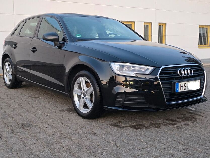 Audi A3 55.600 km 14.800 € Heinsberg 52525