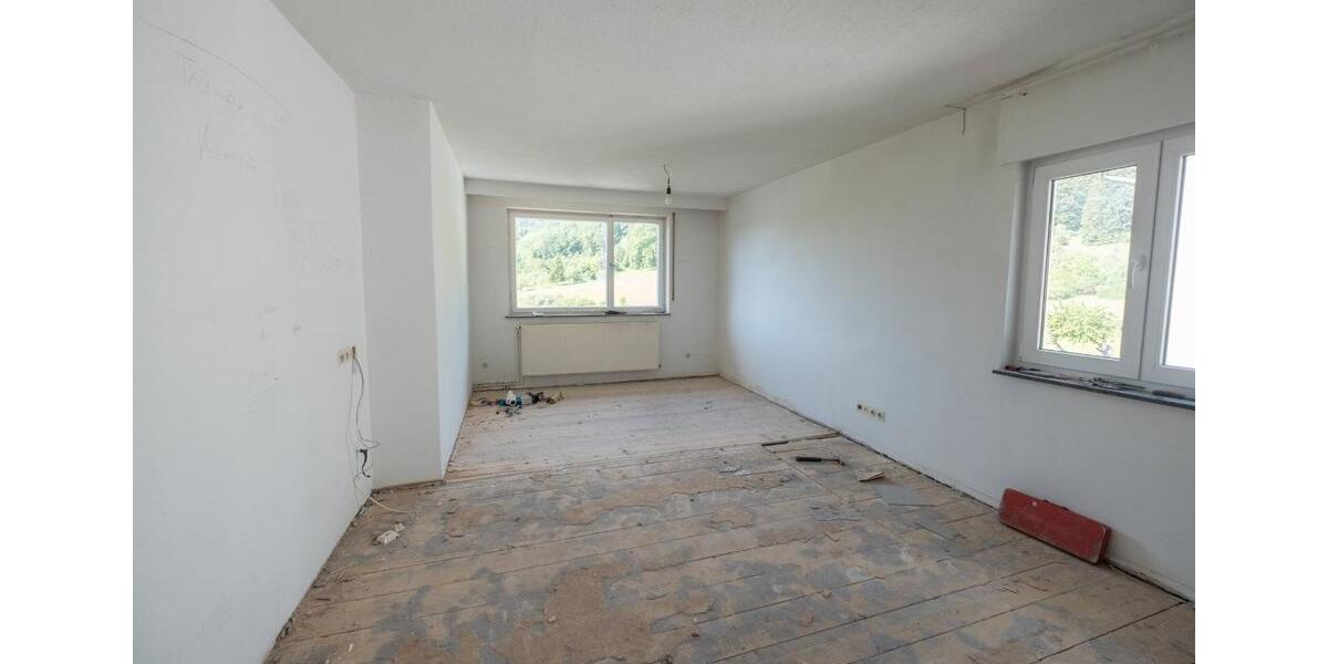Doppelhaushälfte Albstadt Gemarkung Onstmettingen - 7 Zimmer, 155 m&sup2;, 115.000&euro; | Angebot:26902394