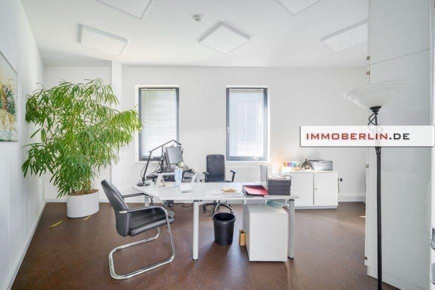 Gewerbeobjekt Ludwigsfelde - 1.800.000&euro; | Angebot:25693187