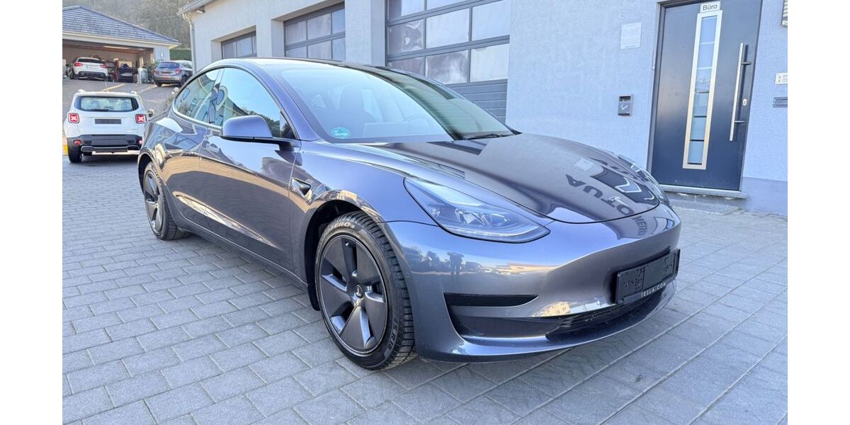 Tesla Model 3 55.800 km 24.950 &euro; Tünsdorf 66693