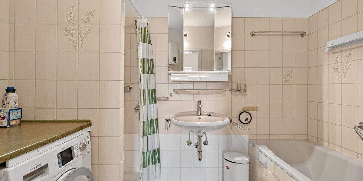 Etagenwohnung Karlsruhe / Waldstadt Waldstadt - 4 Zimmer, 119 m&sup2;, 439.000&euro; | Angebot:24860426
