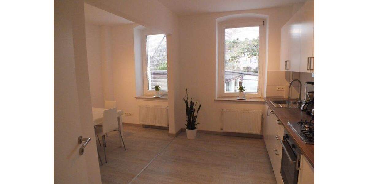 Große Wohnung im Hochparterre in Osnabrück-Schinkel 5 zimmer