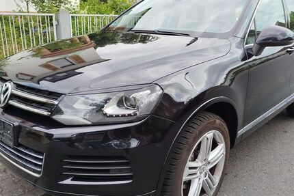VW Touareg 101.500 km 21.600 € Frankfurt 60386
