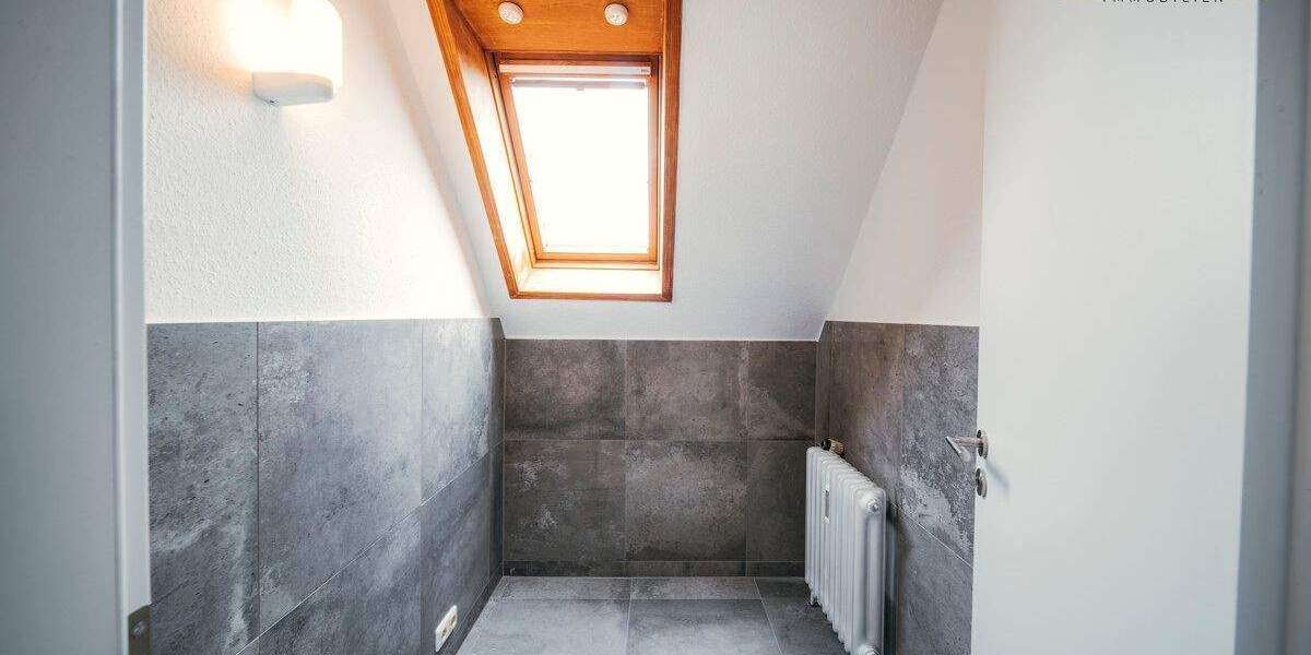 Einfamilienhaus Wiefelstede - 6 Zimmer, 130 m&sup2;, 299.000&euro; | Angebot:25736405