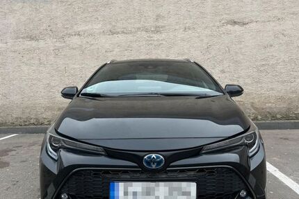 Toyota Corolla 180.262 km 11.999 &euro; Frankfurt 60438