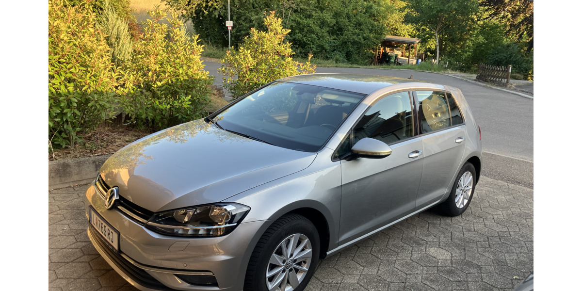 VW Golf 151.215 km 8.000 &euro; Billigheim 74842