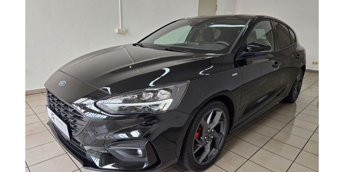 Ford Focus 62.756 km 17.990 &euro; Chemnitz 09114