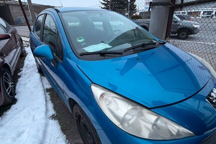 Peugeot 207 150.000 km 2.000 &euro; Jena 07751