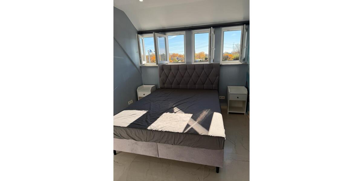 Doppelhaushälfte Laatzen - 7 Zimmer, 160 m&sup2;, 1.800&euro; | Angebot:24703027