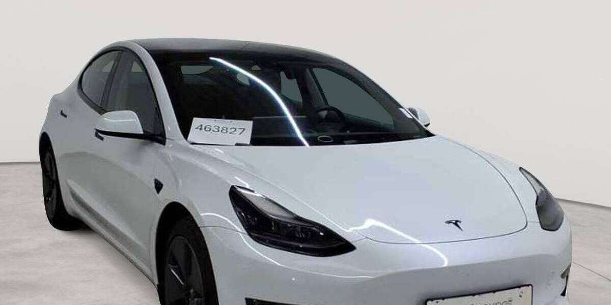 Tesla Model 3 44.019 km 31.290 &euro; Fernwald-Steinbach 35463