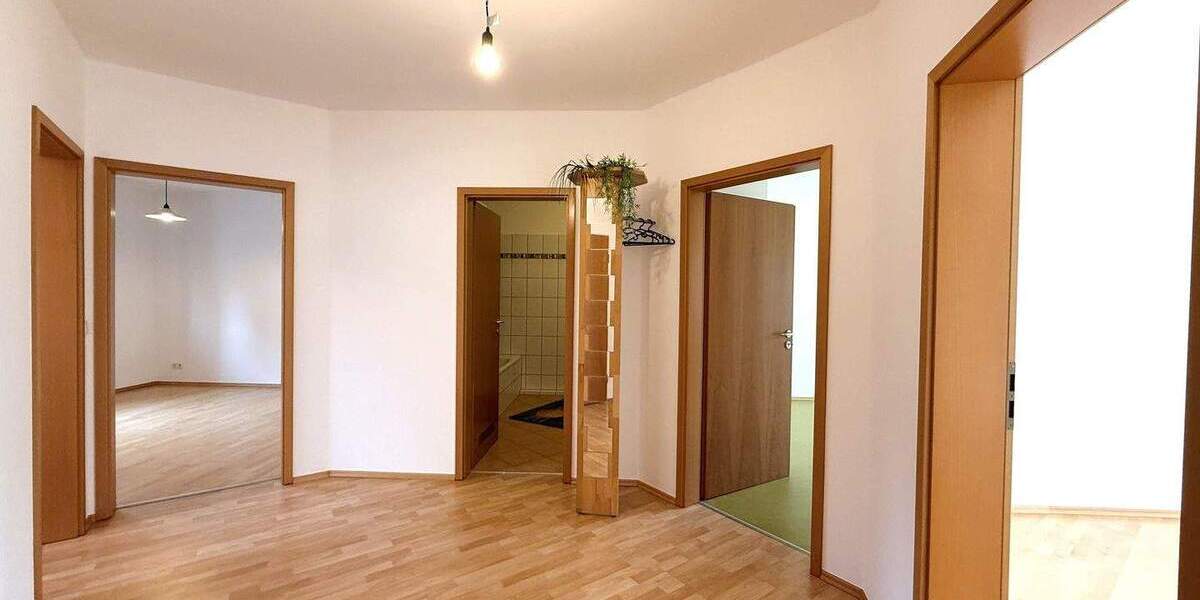 Etagenwohnung Göttingen Geismar - 4 Zimmer, 95 m&sup2;, 1.190&euro; | Angebot:25387151