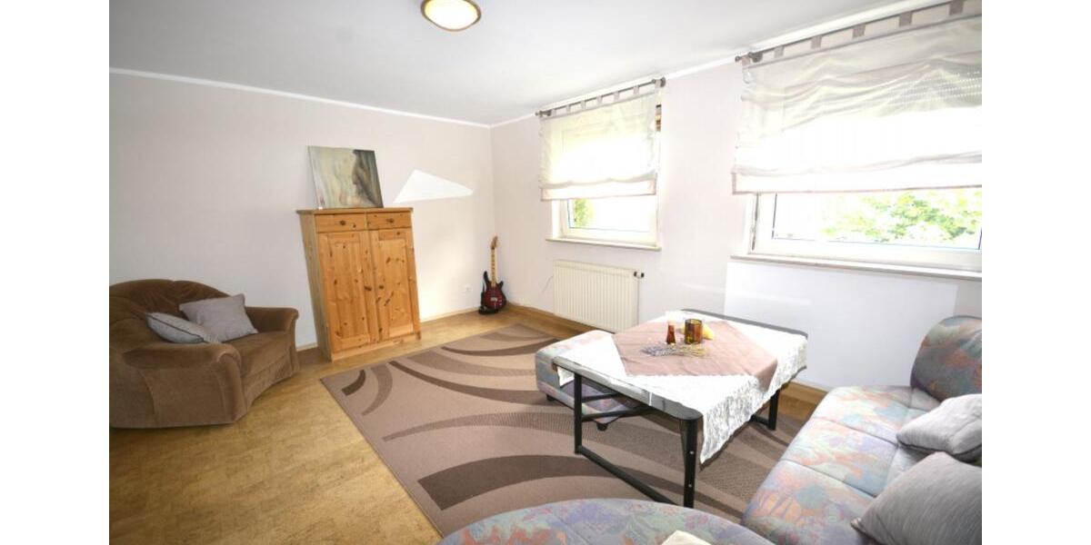 Schöne, helle und ruhige 3,5 Zimmer Wohnung in Hummendorf 3 zimmer