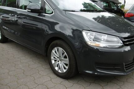 VW Sharan 183.461 km 11.890 &euro; Hamburg 22459
