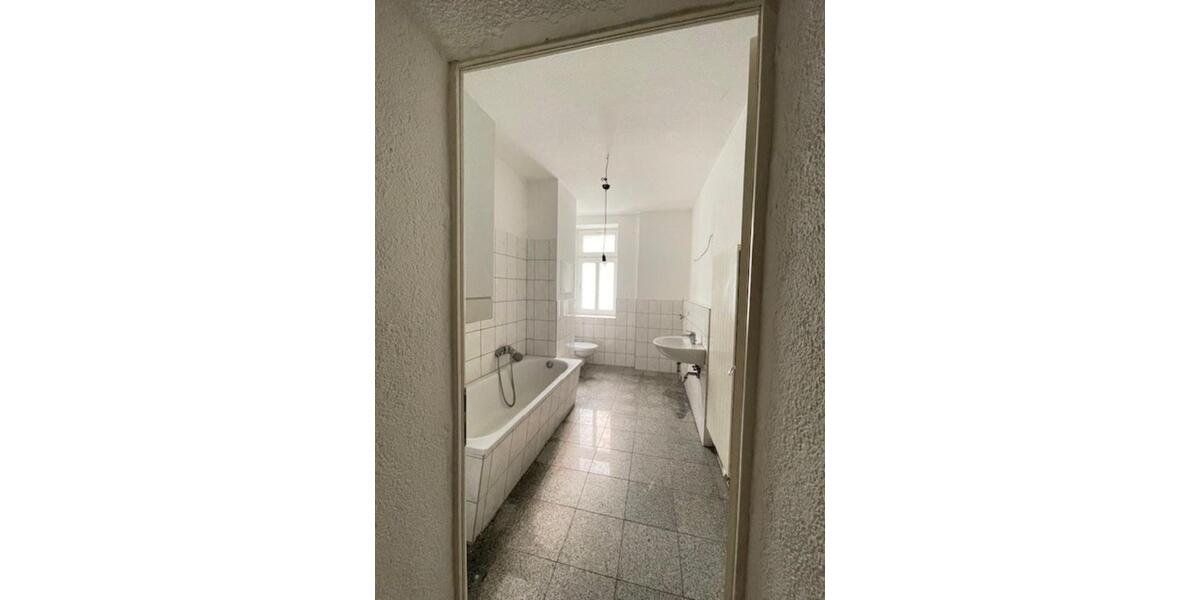 Erdgeschoßwohnung Halle (Saale) Damaschkestraße - 4 Zimmer, 88 m&sup2;, 690&euro; | Angebot:23420827