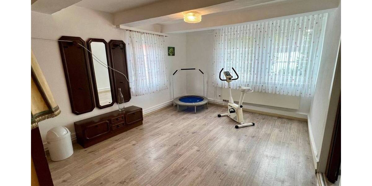 Einfamilienhaus Sontra / Krauthausen Krauthausen - 1 Zimmer, 321 m&sup2;, 249.000&euro; | Angebot:25735912