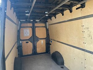 VW Crafter Kasten 35 L4H3 KAMERA DAB PDC AHK 207.666 km 11.900 &euro; Sangerhausen 06526