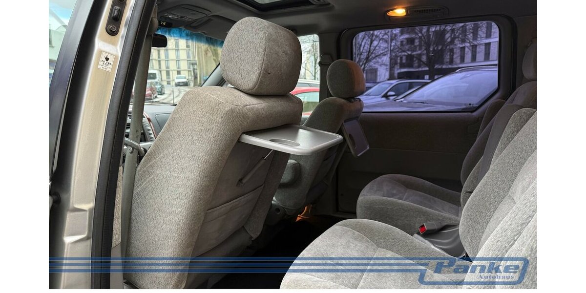 Kia Carnival 2.9 CRDi EX Aut.*6Sitz*Export*Pano*SHZ* 208.364 km 3.000 &euro; Berlin 13187