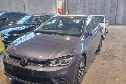 VW Polo 14.199 km 17.890 &euro; Braunschweig 38114
