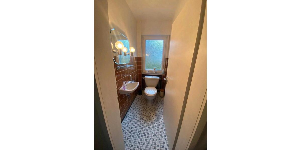 Einfamilienhaus Meinerzhagen - 5 Zimmer, 165 m&sup2;, 1.200&euro; | Angebot:25307309