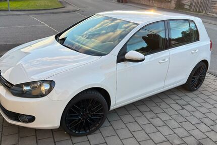 VW Golf 154.000 km 5.200 &euro; Tuttlingen 78532