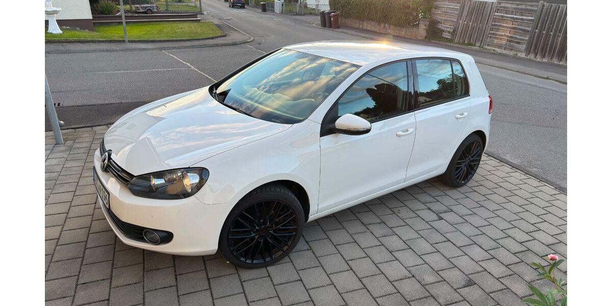 VW Golf 154.000 km 5.200 &euro; Tuttlingen 78532
