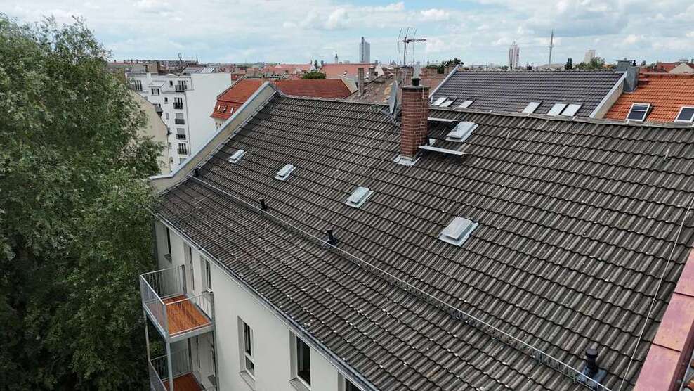 Leipzig, Anger-Crottendorf - Altbauflair trifft Natur – 3-Zi-Whg mit Balkon und grünem Hofblick 3 zimmer