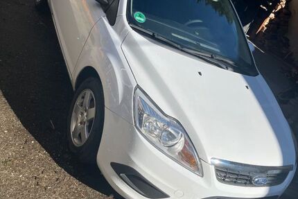 Ford Focus 143.000 km 3.000 &euro; Kemberg 06901