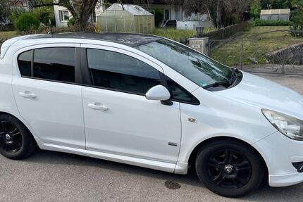 Opel Corsa 180.000 km 2.890 &euro; Tacherting 83342