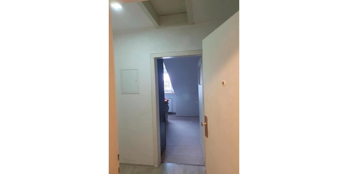 Dachgeschoßwohnung Mülheim an der Ruhr Rechtsruhr-Nord - 3.5 Zimmer, 79 m&sup2;, 610&euro; | Angebot:24494000