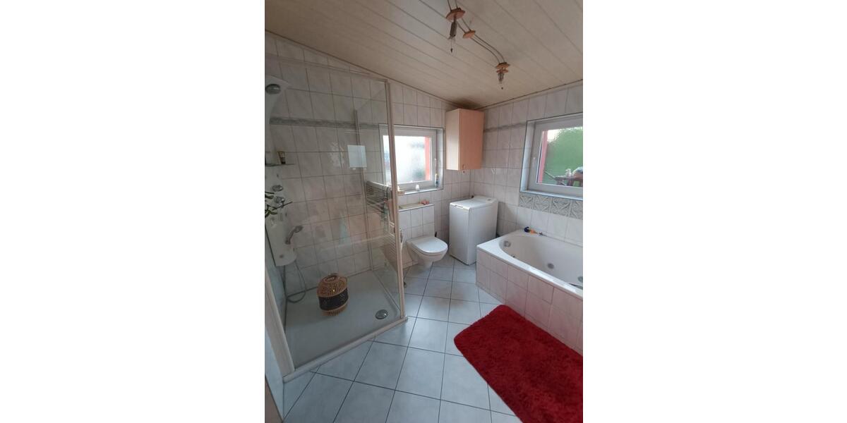 Doppelhaushälfte Güstrow - 6 Zimmer, 190 m&sup2;, 369.000&euro; | Angebot:27147804