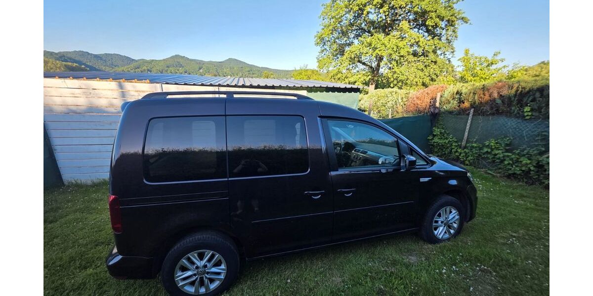 VW Caddy 105.000 km 15.000 &euro; Bonn 53179