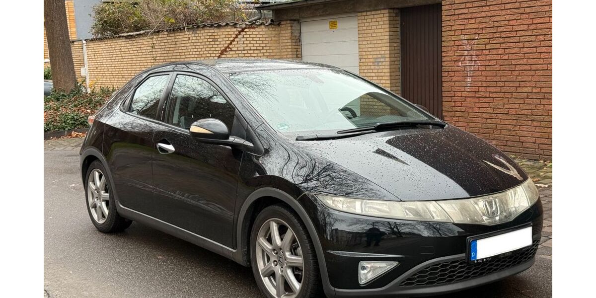 Honda Civic 162.000 km 3.700 &euro; Düren 52349