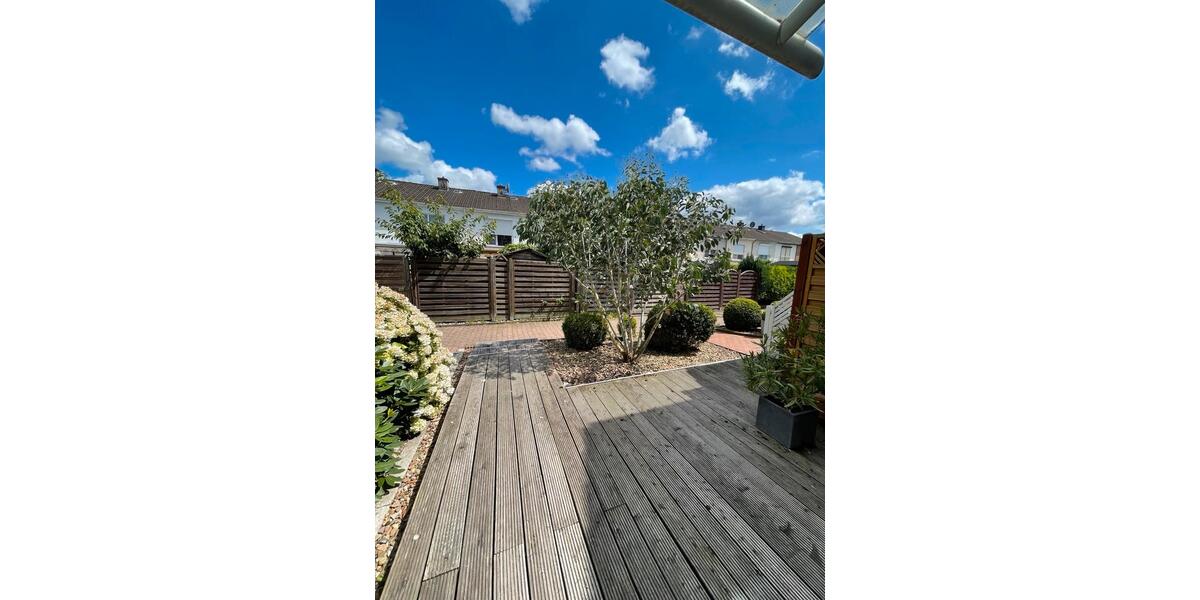 Gepflegtes Reihenmittelhaus mit Garten und Terrasse zu vermieten 4 zimmer