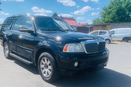 Lincoln Navigator 145.000 km 9.900 € DAHLEWITZ 15827