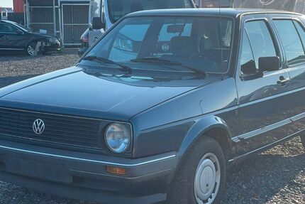VW Golf 135.000 km 2.999 € Rosdorf 37124