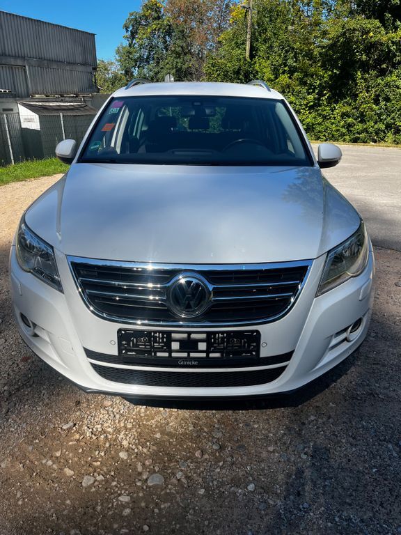 VW Tiguan 184.000 km 7.199 € Brombach 79541