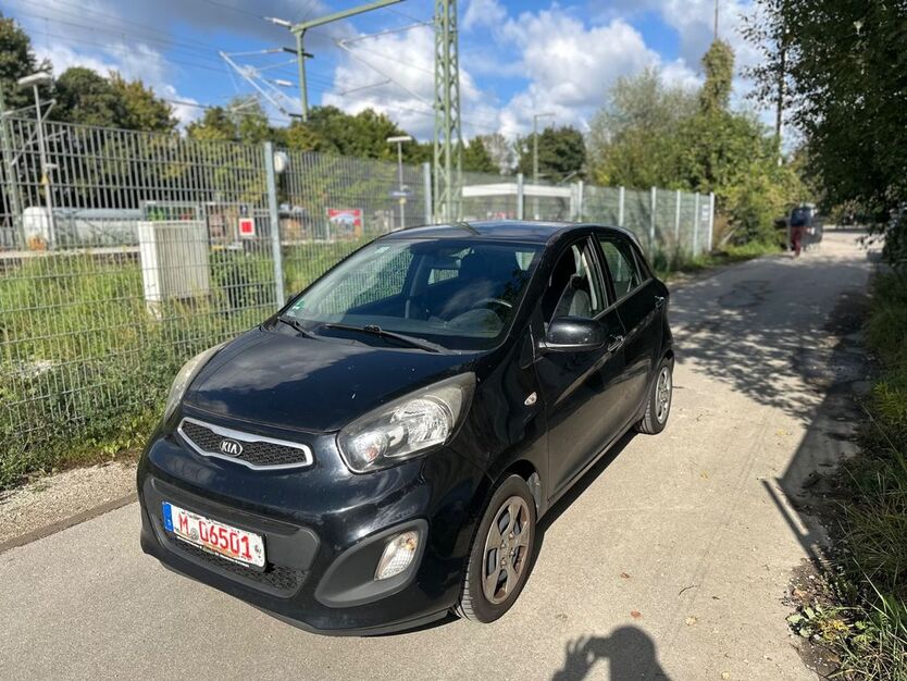 Kia Picanto 143.387 km 2.850 € München 81929