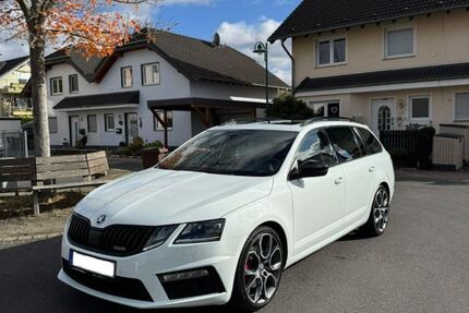 Skoda Octavia 195.000 km 15.900 &euro; Niederkassel 53859