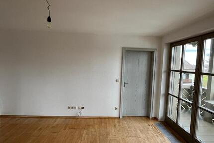 Wohnung Altötting - 4 Zimmer, 124 m&sup2;, 970&euro; | Angebot:25614760