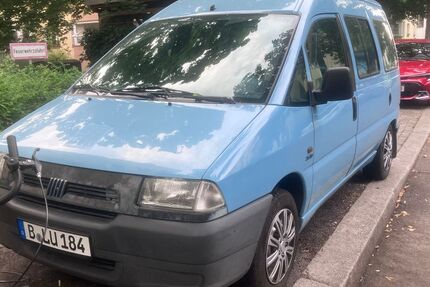 Fiat Scudo 267.000 km 4.900 € Berlin 12059