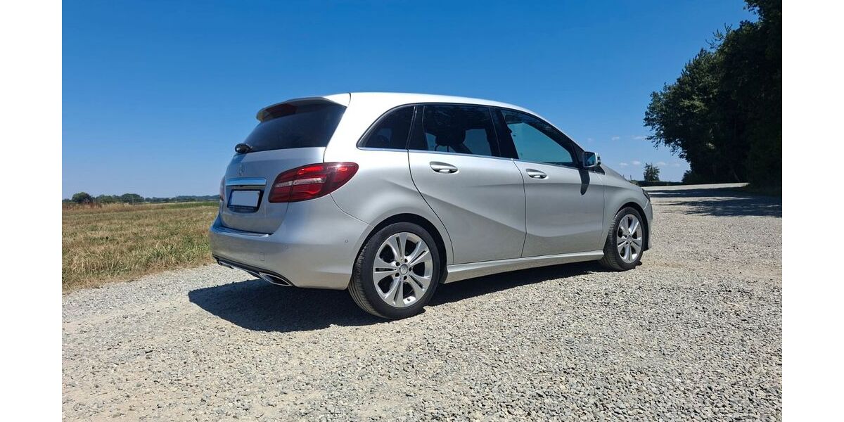 Mercedes-Benz B 200 164.000 km 11.400 &euro; Rot an der Rot 88430