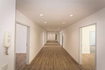 Gewerbeobjekt Düsseldorf Stadtmitte - 4.390&euro; | Angebot:27348770
