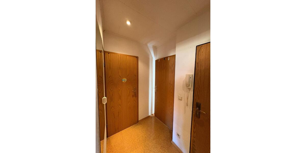 Dachgeschoßwohnung Elsterwerda - 2 Zimmer, 56 m&sup2;, 325&euro; | Angebot:25375816