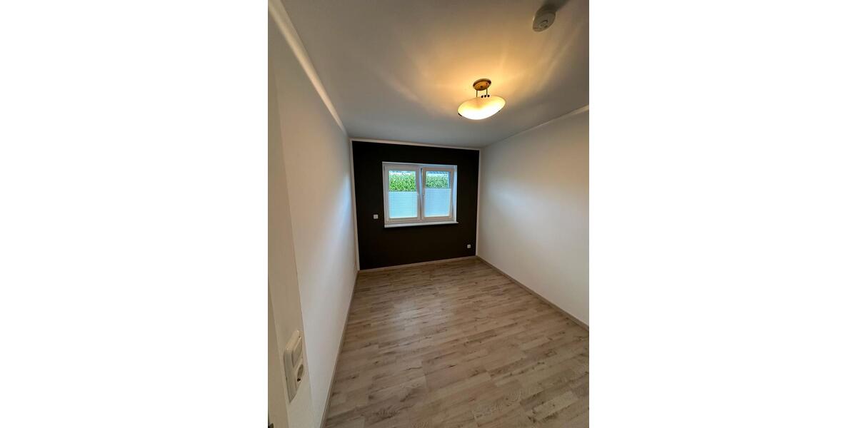 Doppelhaushälfte Oldendorf - 3 Zimmer, 80 m&sup2;, 880&euro; | Angebot:25334338