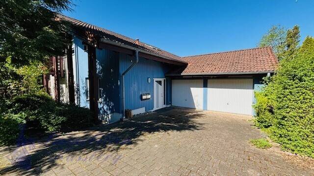 Einfamilienhaus Schieder-Schwalenberg Schieder - 7 Zimmer, 210 m&sup2;, 299.000&euro; | Angebot:26515725